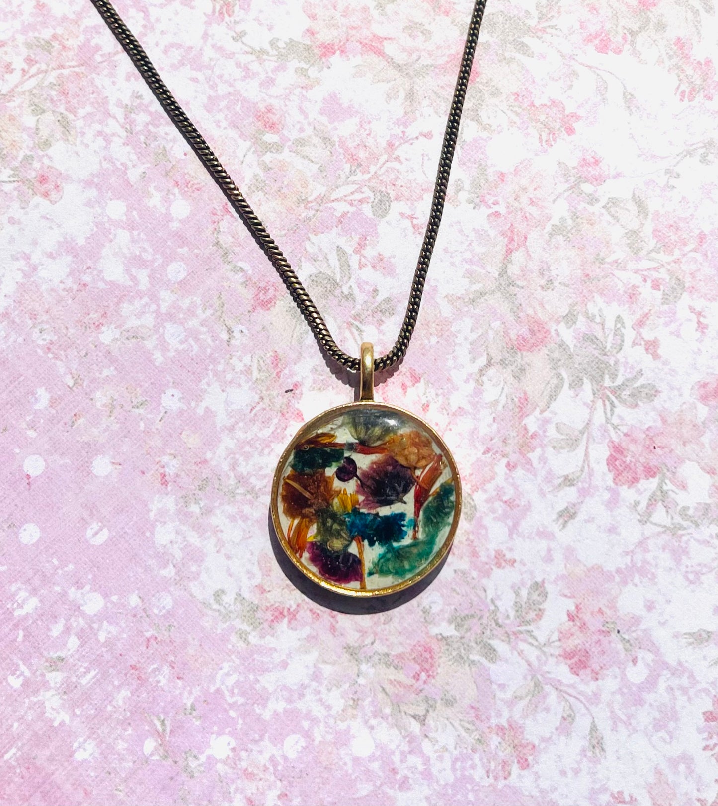 Flower Multi-color Round Necklace