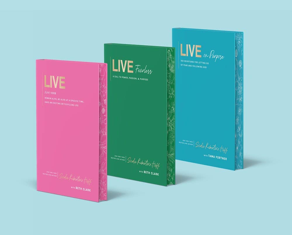 Live on Purpose : 100 Devotions for Letting Go of Fear and F