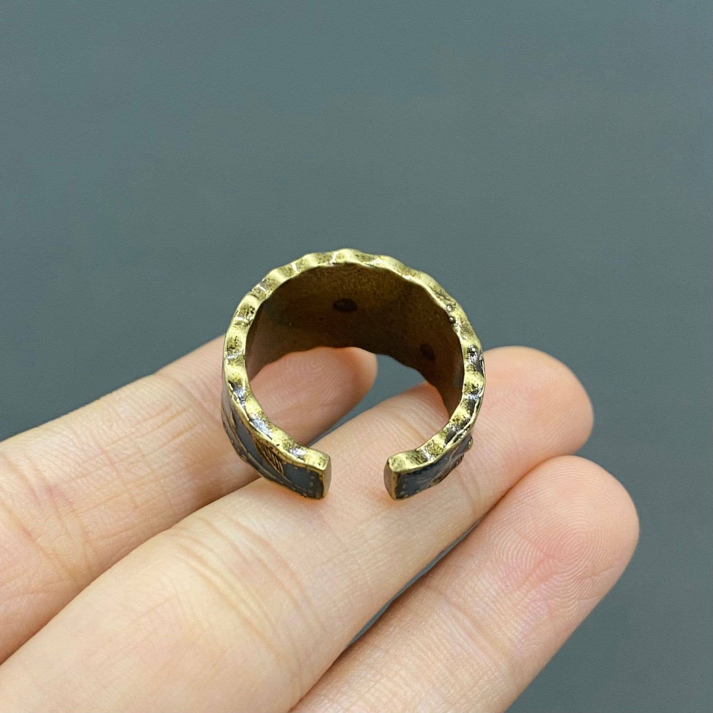 Vintage Foliage Flower Enamel Bronze Ring