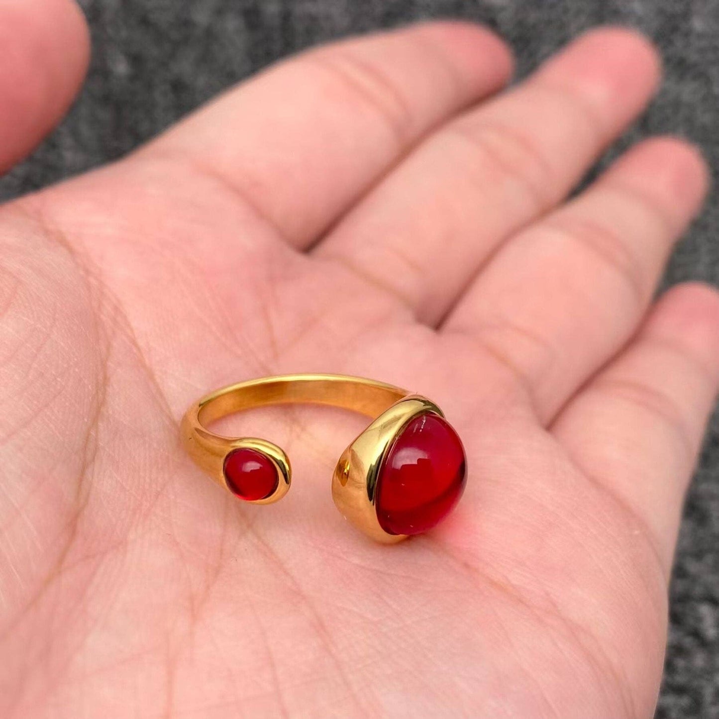 Inlaid Red Glass 18K Gold Plated Stainless Steel Ring - FGS
