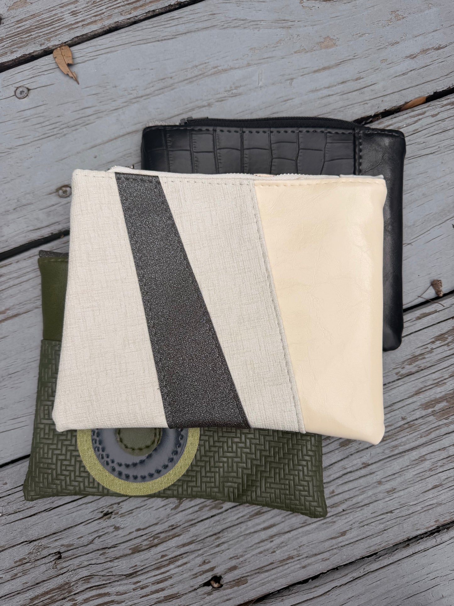 Creamy linen Zipper Pouch