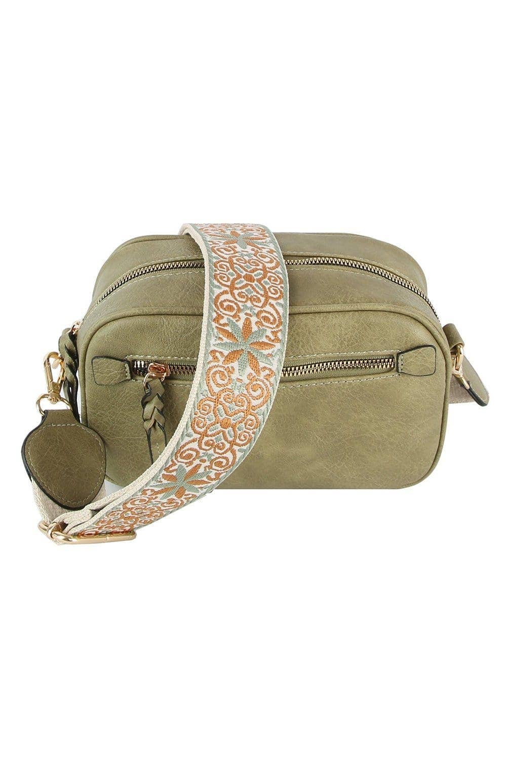 Boho Guitar Strap Women's Crossbody Bag: Brown