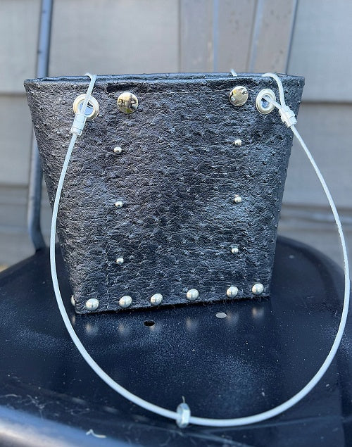 Black Small Traveler